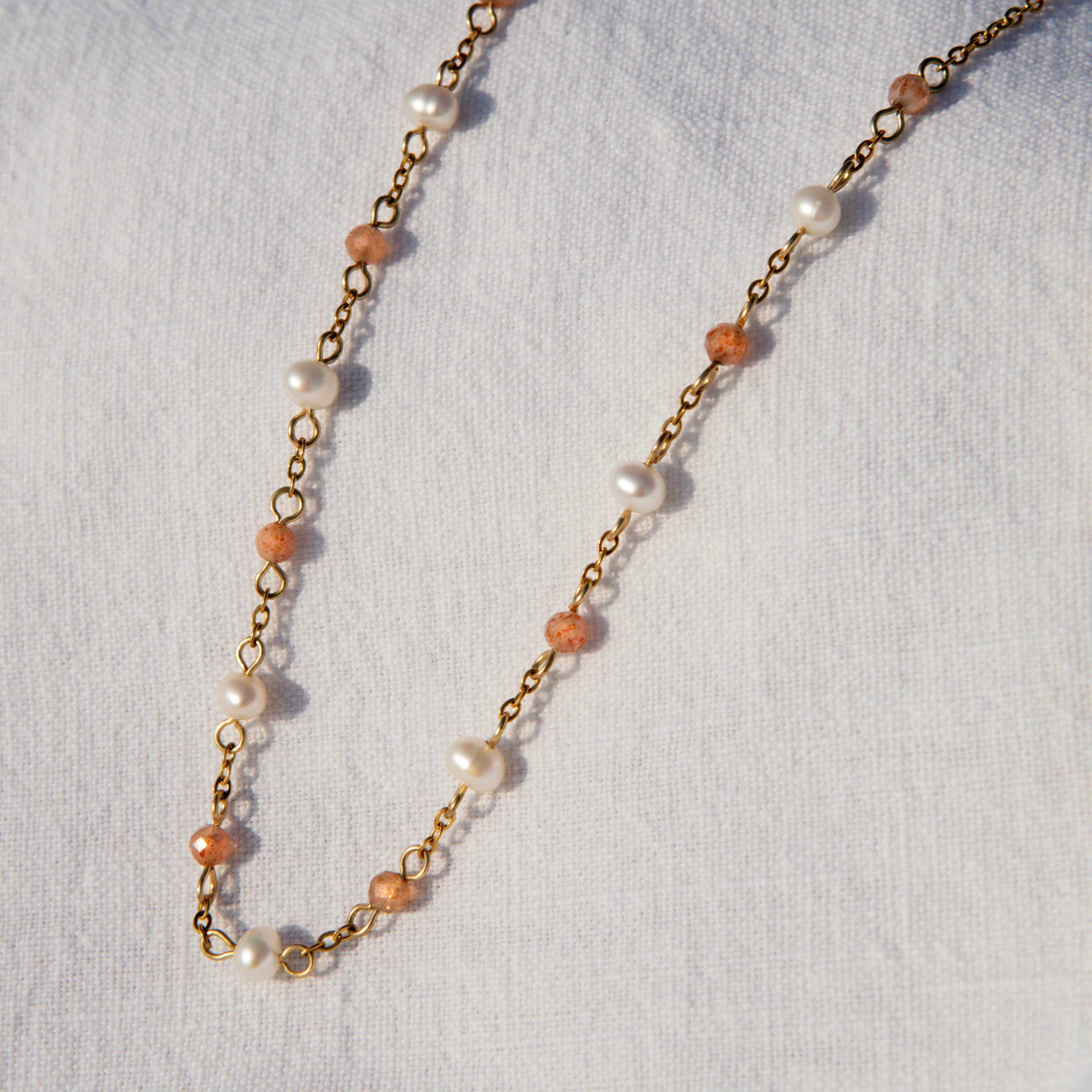 Collier douceur - perles d’eau douce x facette