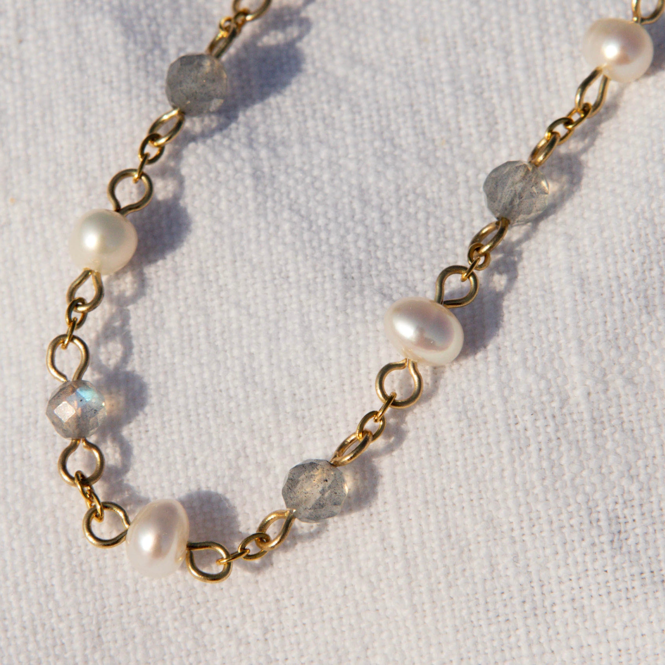 Collier douceur - perles d’eau douce x facette