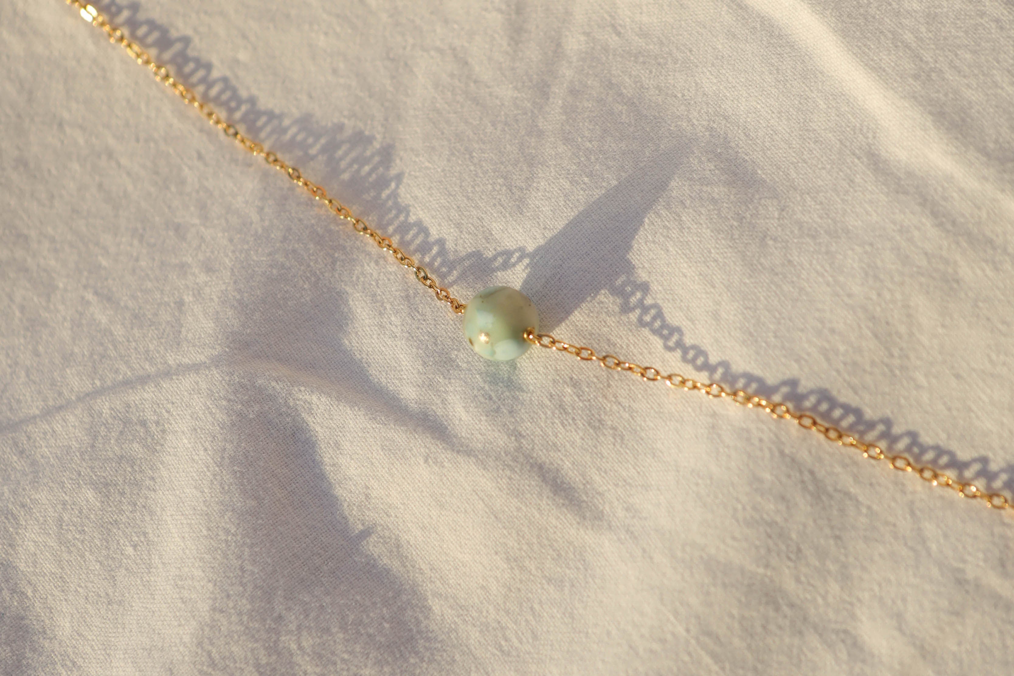 Collier ras de cou - pierre fine boule 8mm