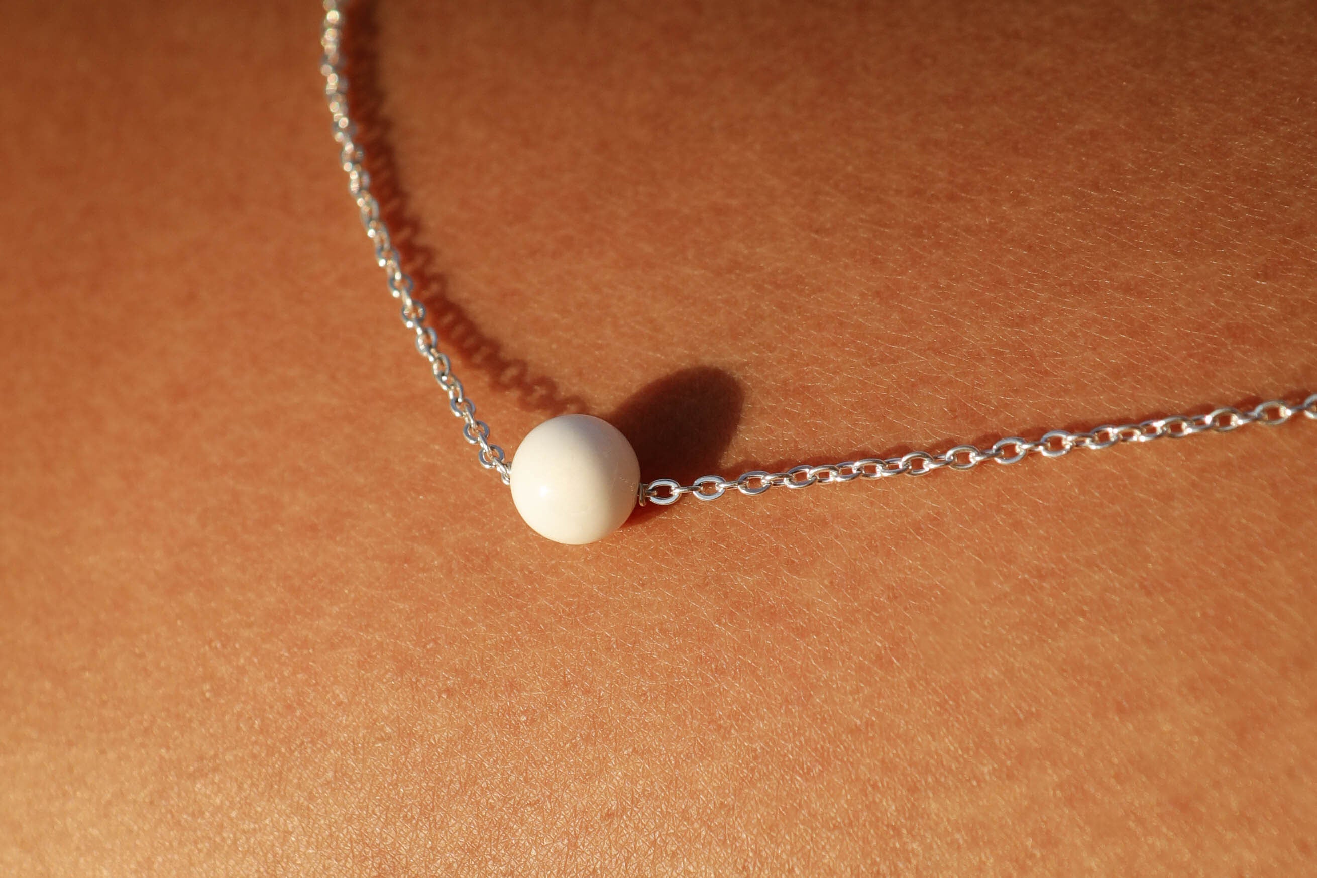 Collier ras de cou - pierre fine boule 8mm