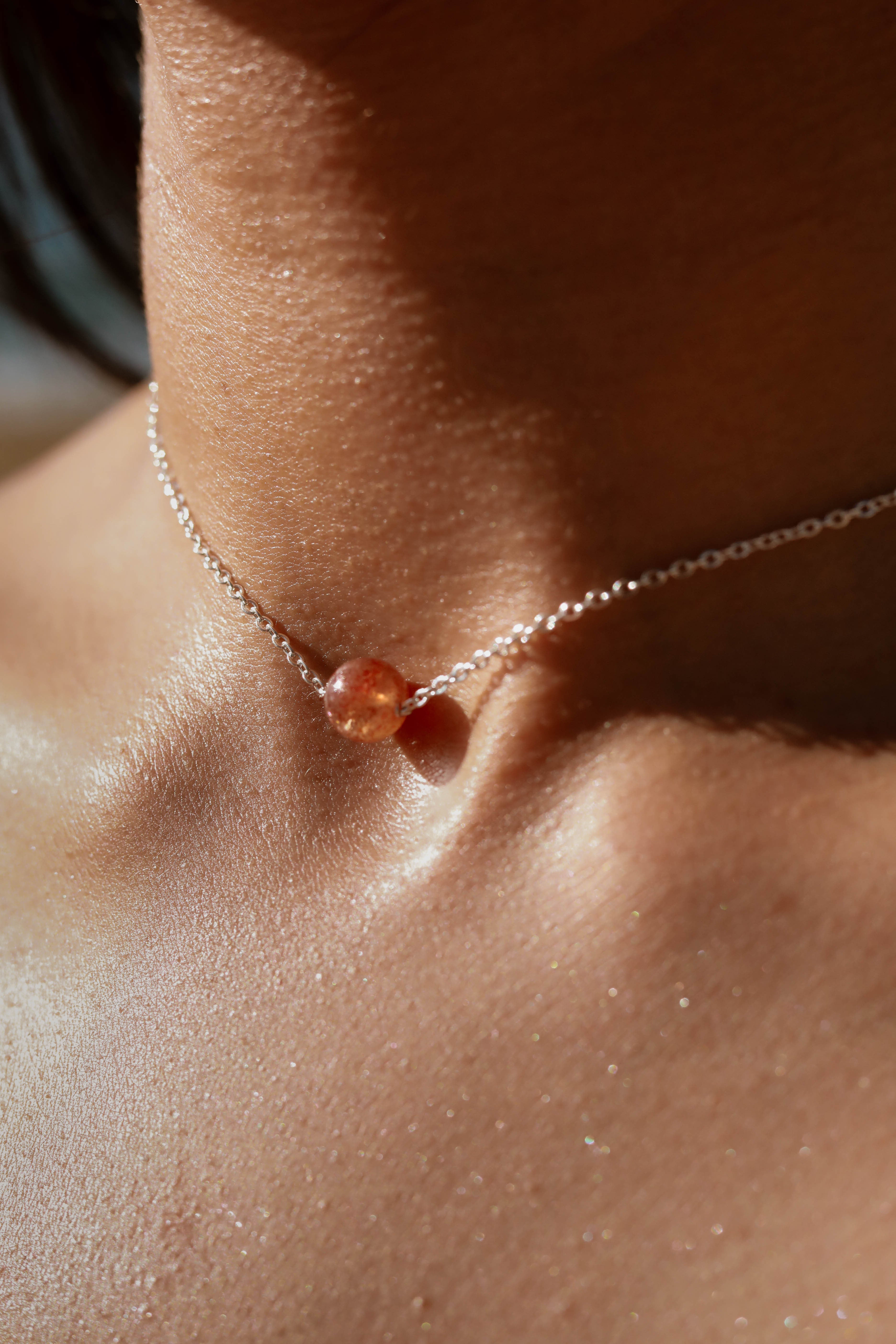 Collier ras de cou - pierre fine boule 8mm