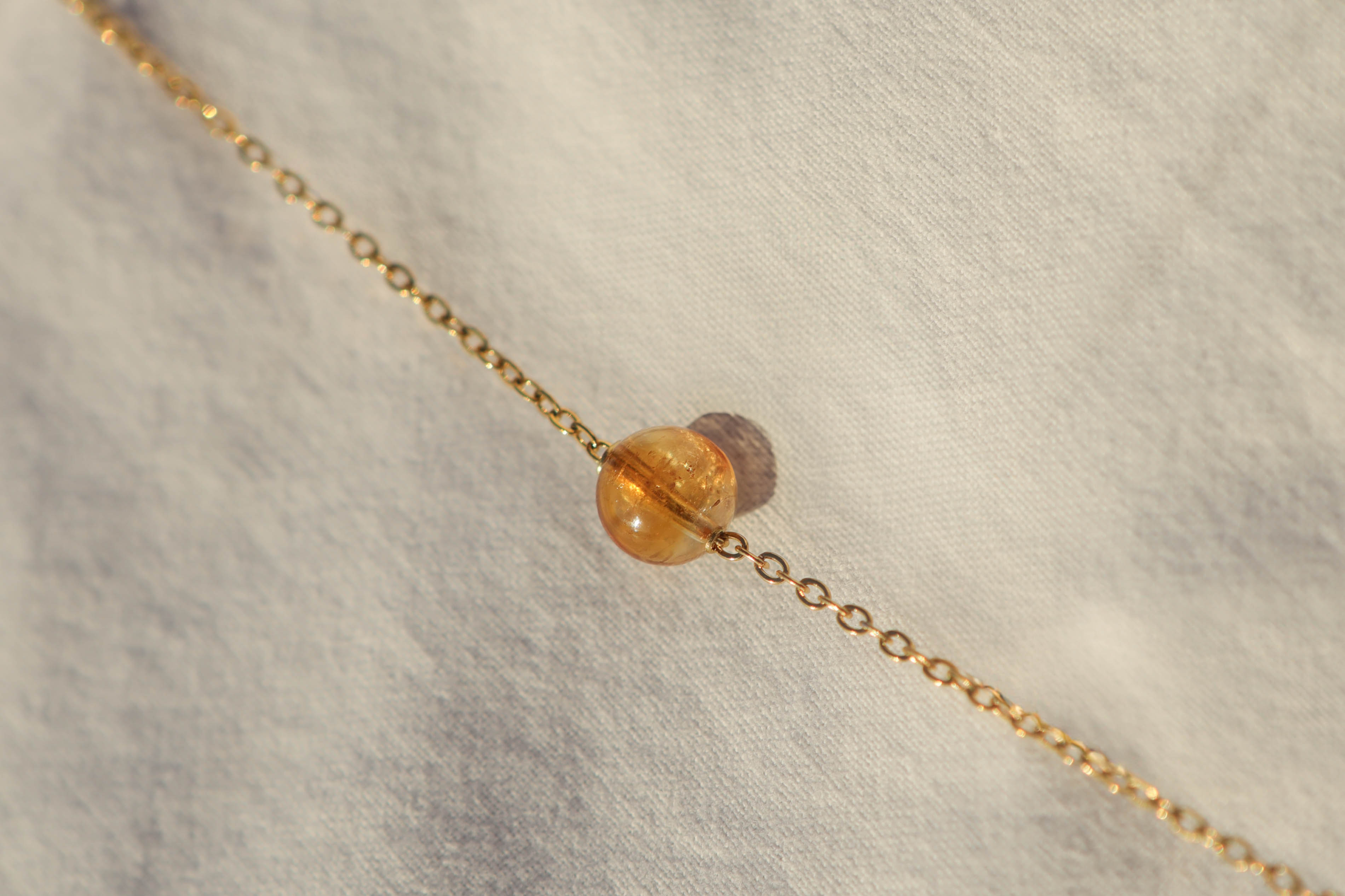 Collier ras de cou - pierre fine boule 8mm