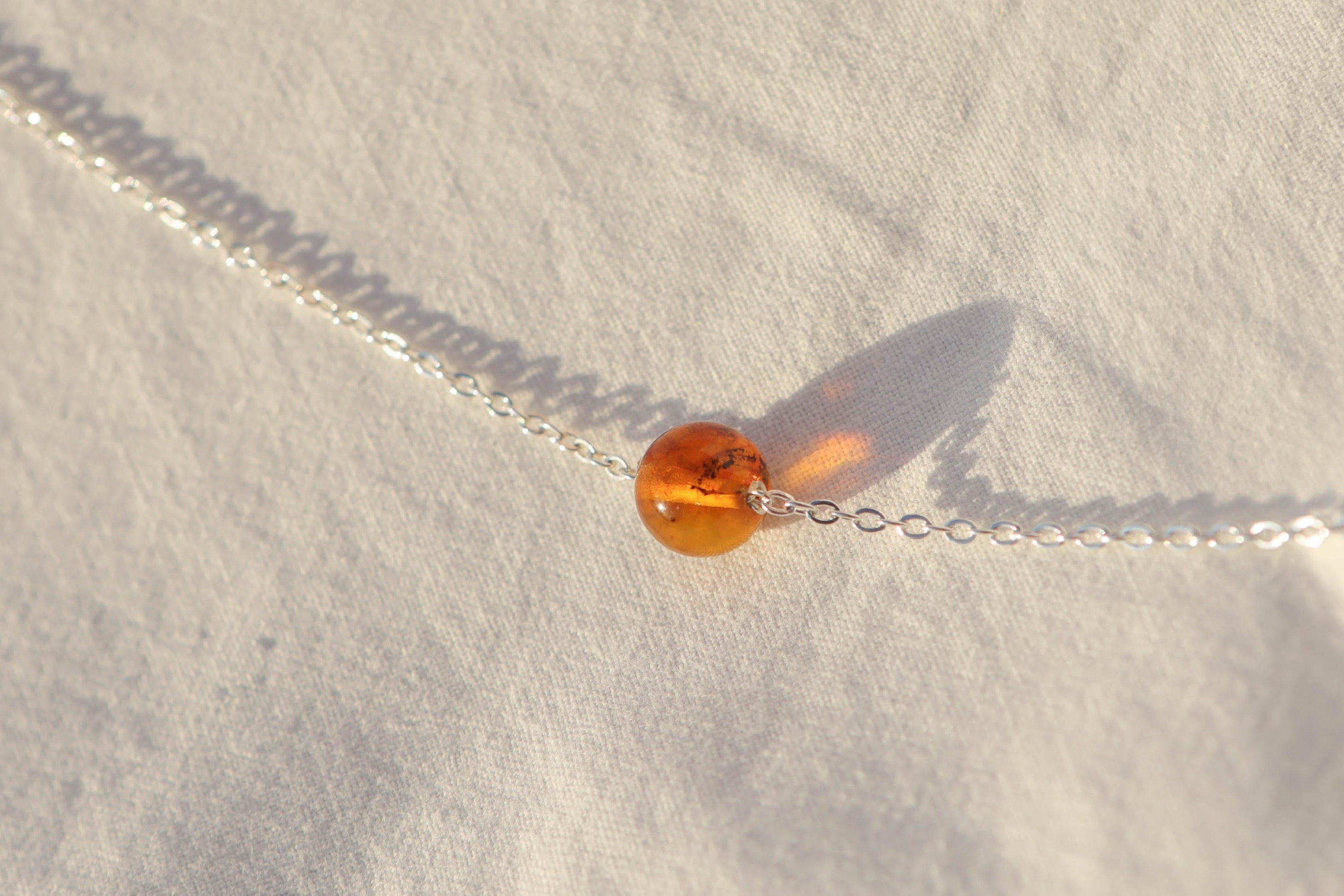Collier ras de cou - pierre fine boule 8mm