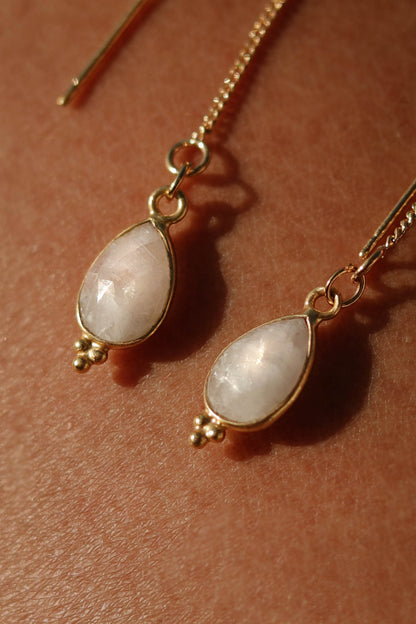 Boucles d’oreilles chaîne pendante avec pendentif goutte en pierre fine