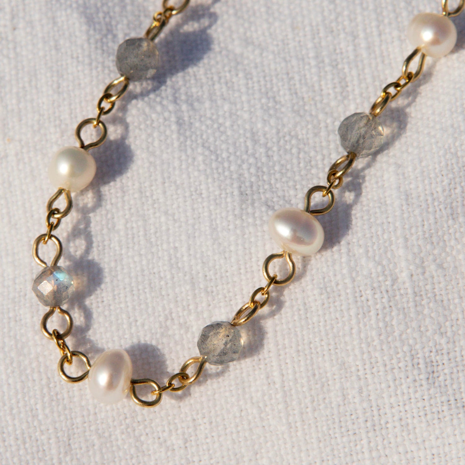 Collier douceur - perles d’eau douce x facette