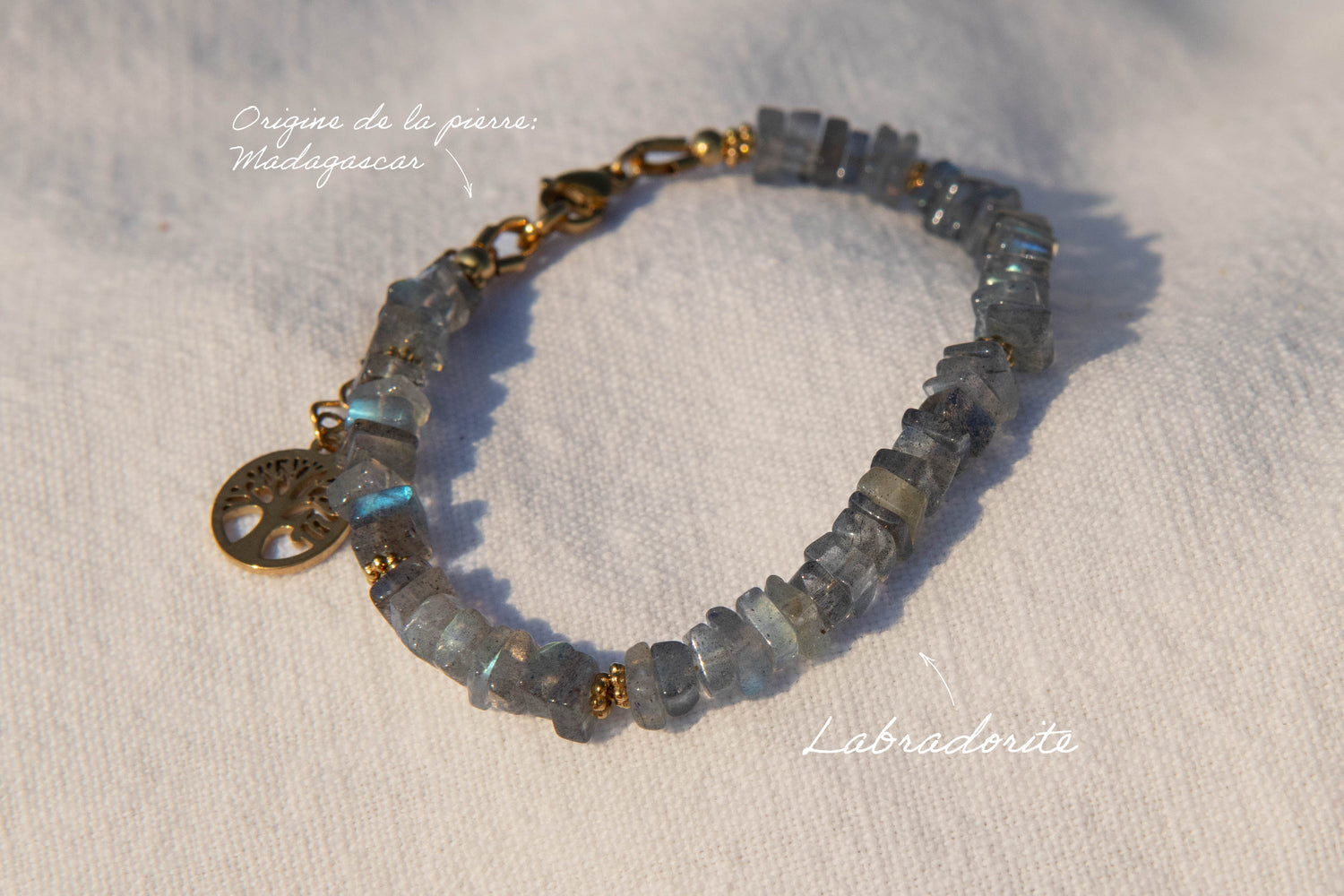 Bracelet en pierres fines cubes