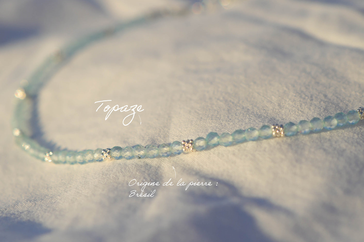 Collier petites pierres à facettes