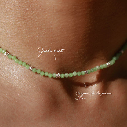 Collier petites pierres à facettes